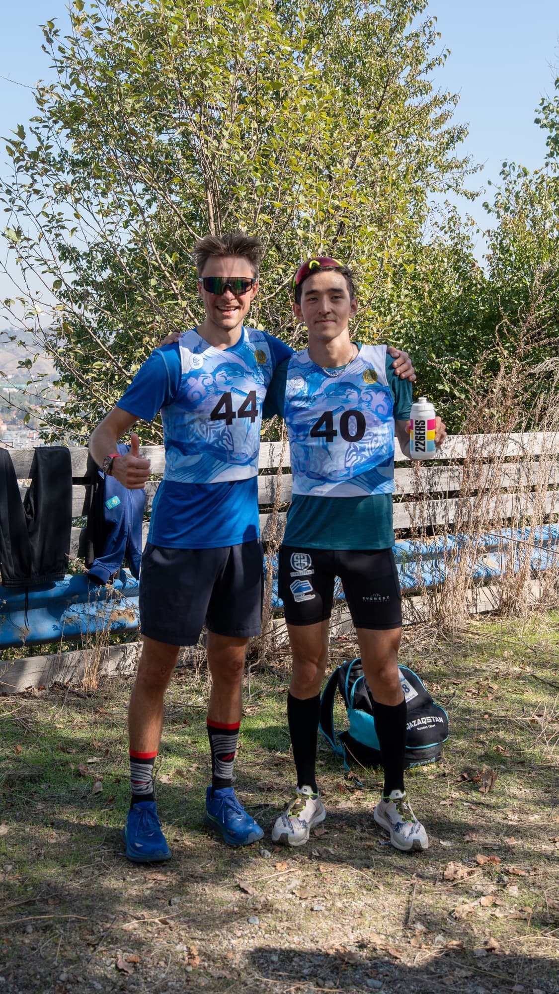Чингиз Ракпаров, амбассадор 226ERS, с напарником на Salomon Yak Trail